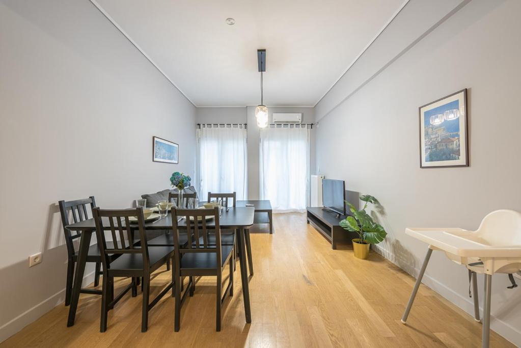 Pame Rentals - 2Bd & 2Ba Home, 4 Min To Acropolis Atenas Exterior foto