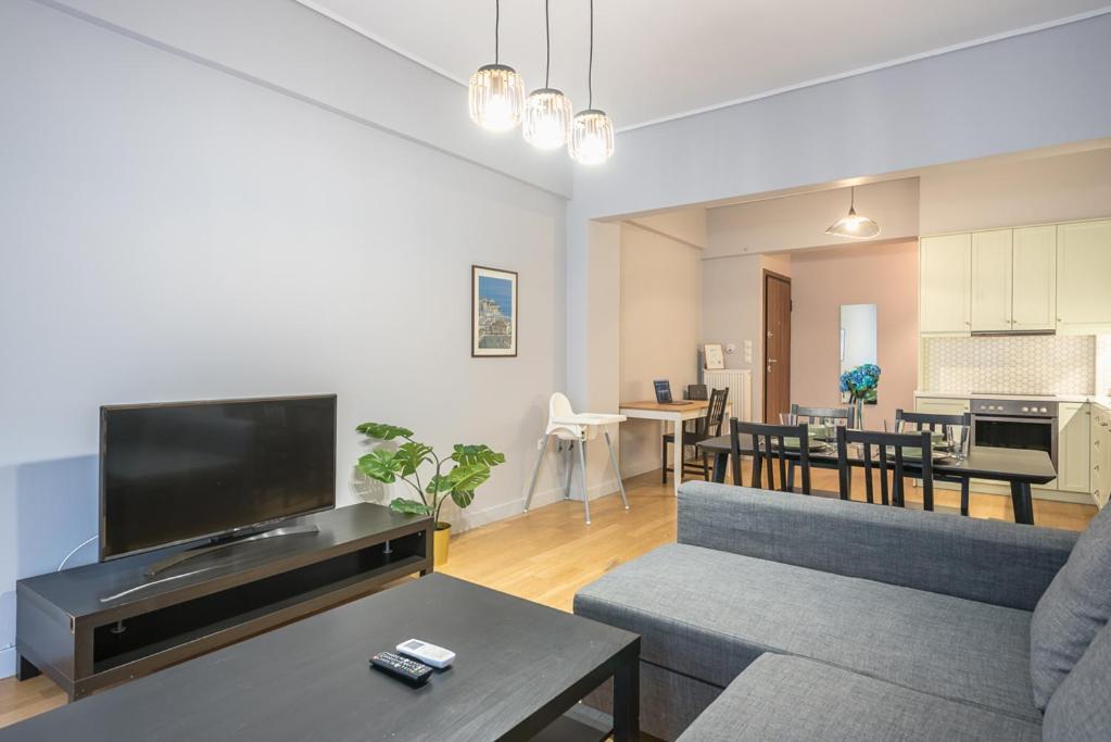 Pame Rentals - 2Bd & 2Ba Home, 4 Min To Acropolis Atenas Exterior foto